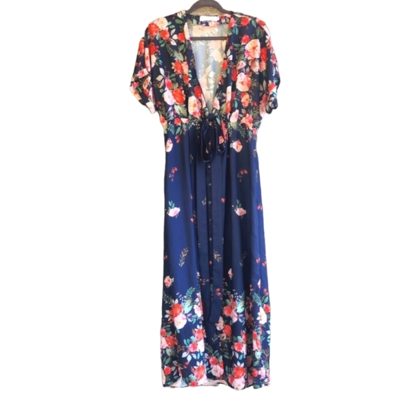 white closet Dresses & Skirts - Floral Maxi Dress